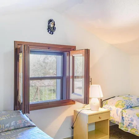 Nice In W/ 3 Bedrooms