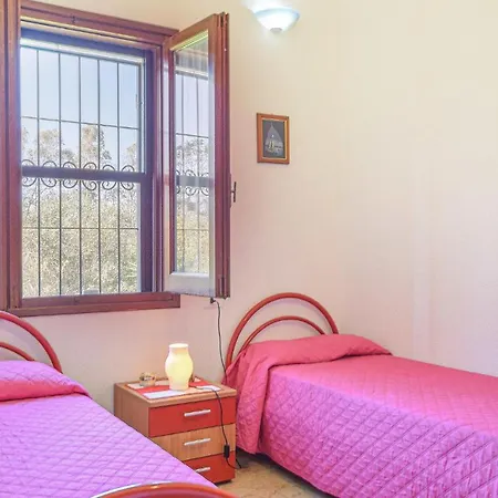 Nice In W/ 3 Bedrooms
