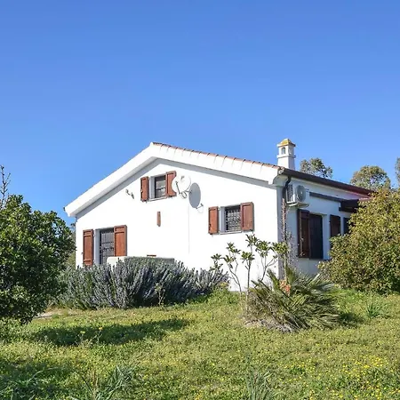 Nice In W/ 3 Bedrooms أروسييْ