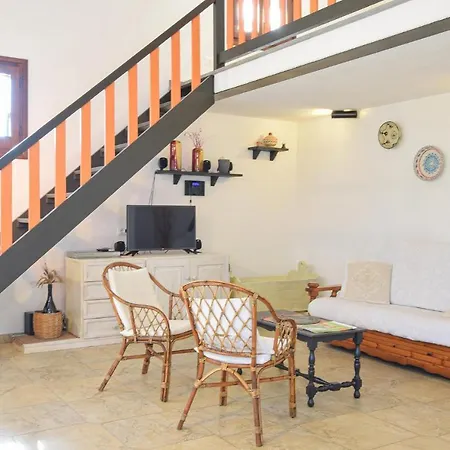 Nice In W/ 3 Bedrooms بيت للعطل أروسييْ